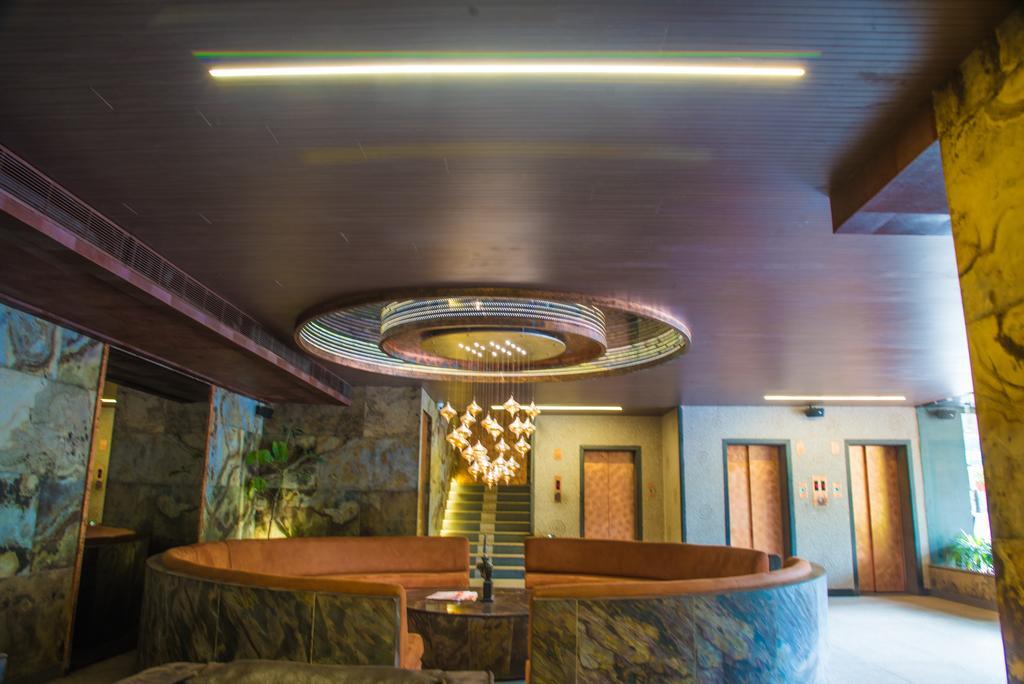 Infiniti Hotel And Spa Indore Exterior photo